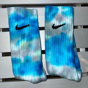 Nike tie dye crew socks